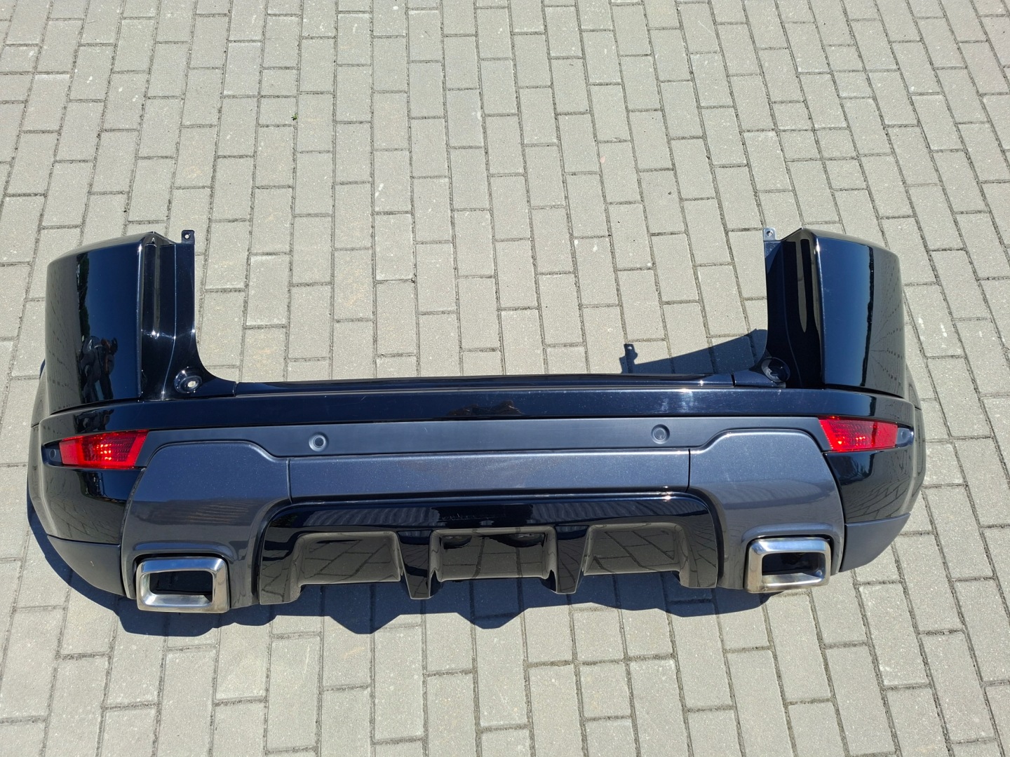bumper rear part rear PDC R- DYNAMIC LAND RANGE ROVER EVOQUE L538 LIFT 820