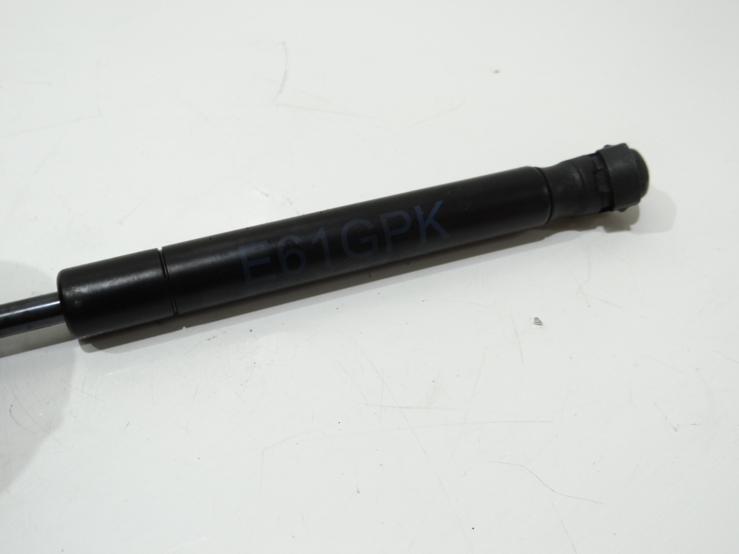 Dämpfer des Bodens Kofferraum BMW E61 7148826 (4273131)