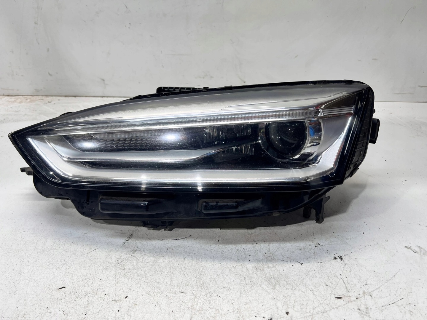 REFLEKTOR links vorne AUDI A5 8W 8W6941043D UK