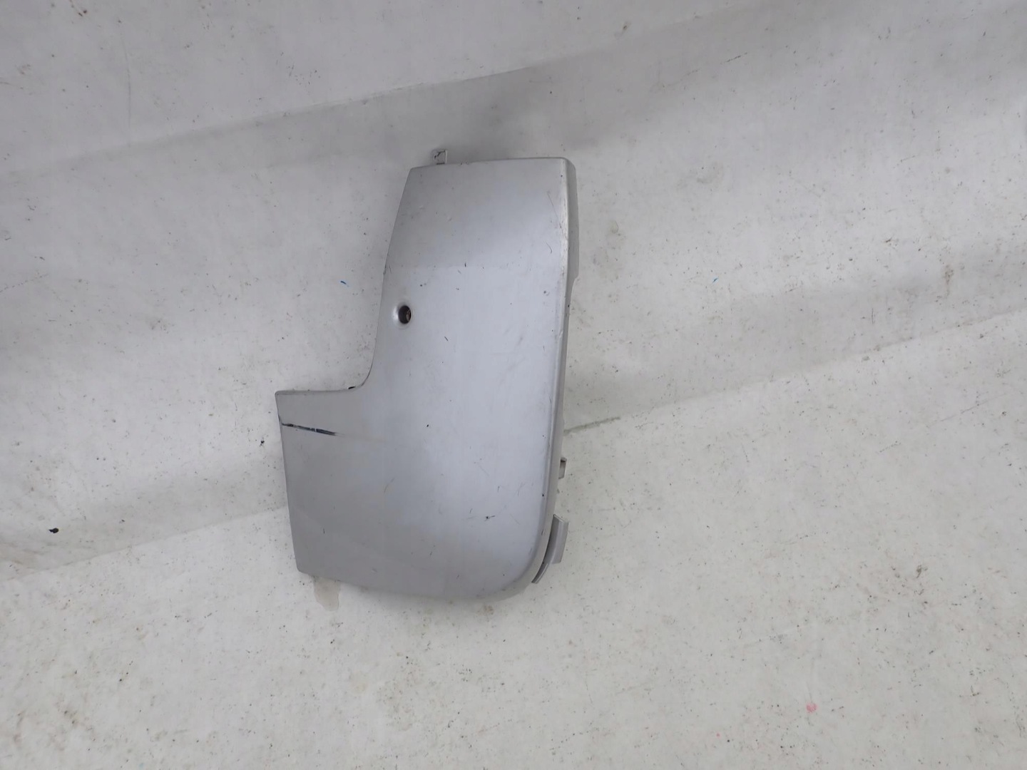 RENAULT TRAFIC II 2 01-14 BOK der Stoßstange links heck