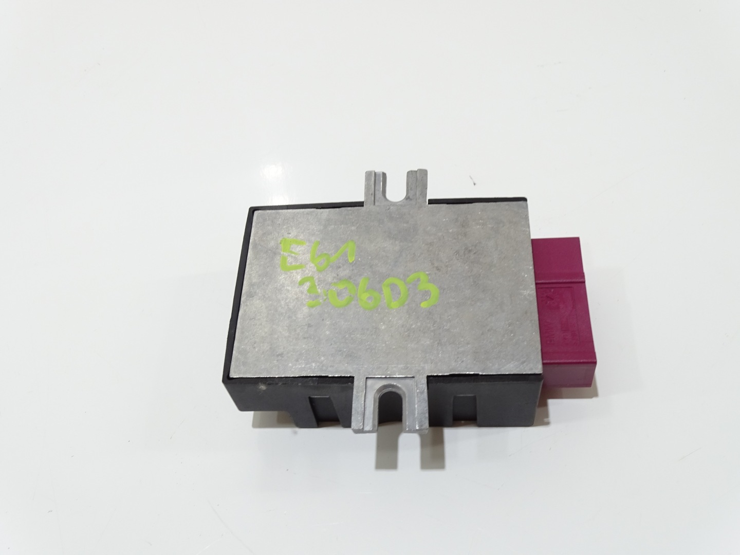Module POMPY Carburant BMW E60 E61 306D3 OE 7169960 (4555727)