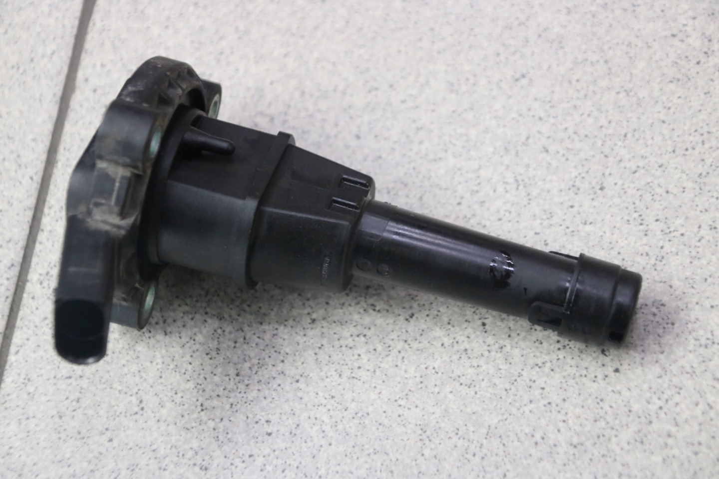 AUDI A6 C7 A8 D4 sensore livello olio 079907660
