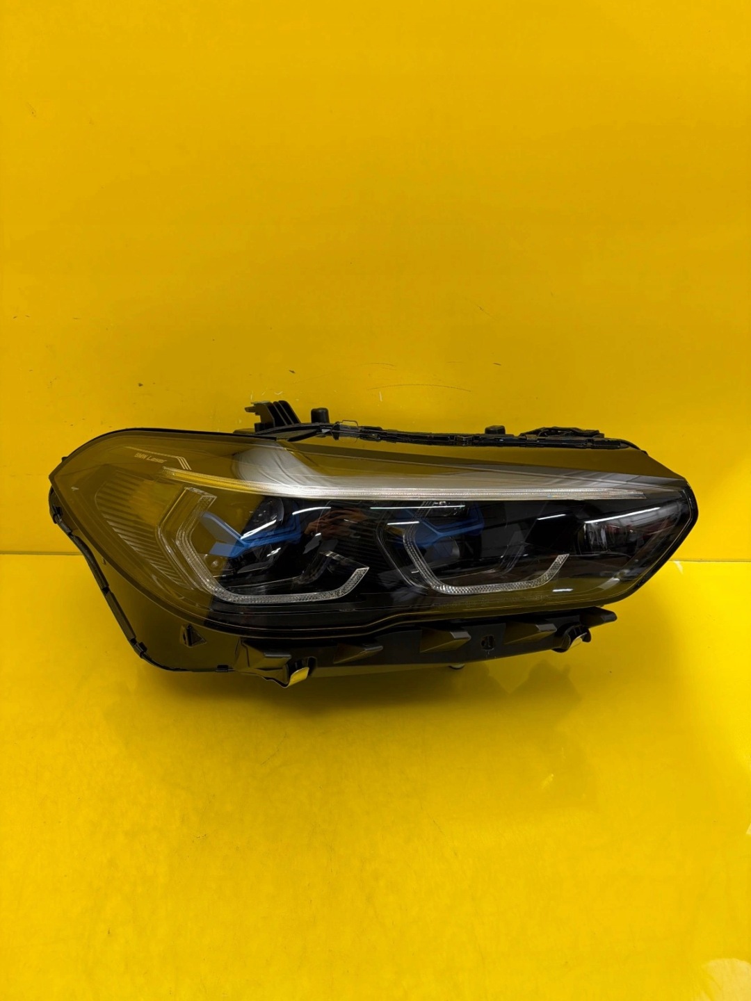 light right BMW X5 G05 X6 G06 Laser Light Shadow Line 5A55AA6-03