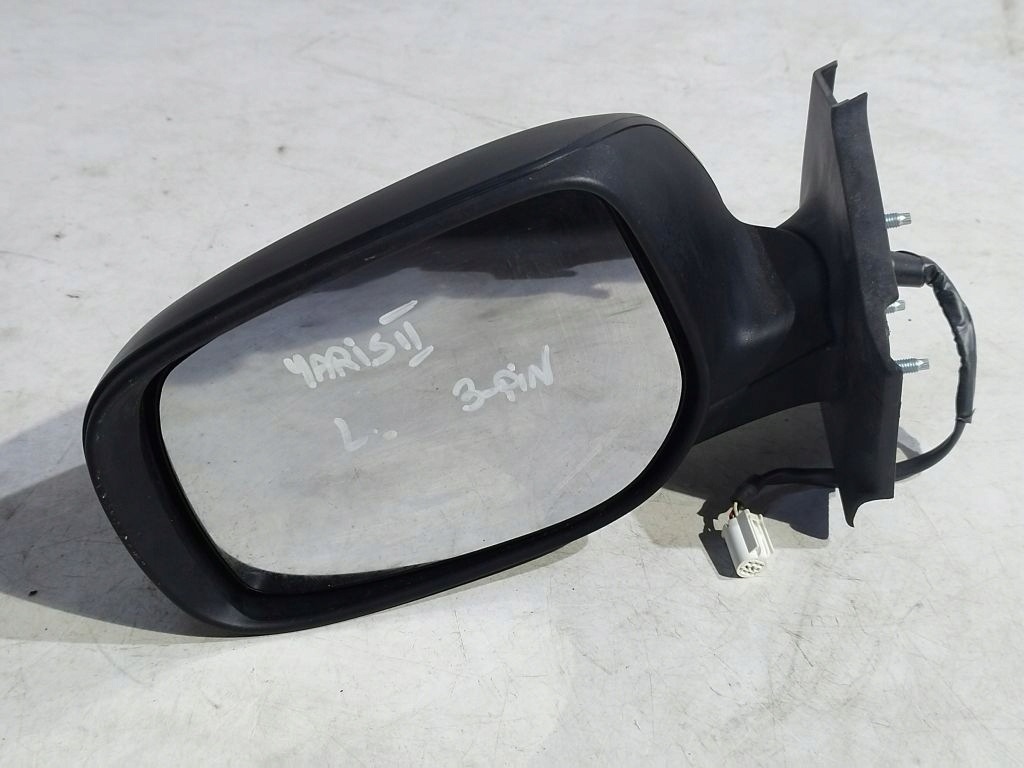 Toyota Yaris II mirror left electrics 3 PIN