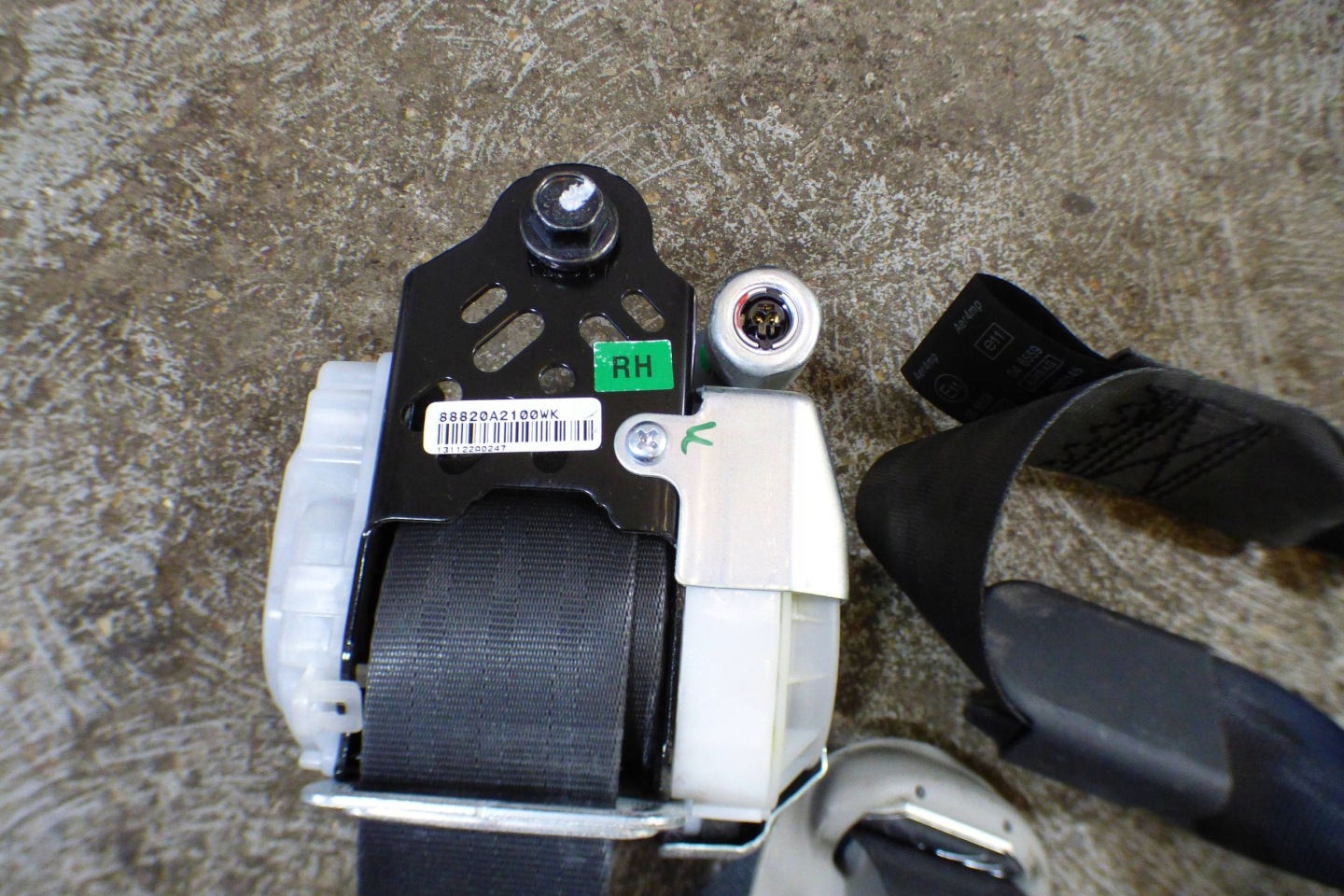 KIA Ceed II dashboard console airbags adjusters running board original st.BDB