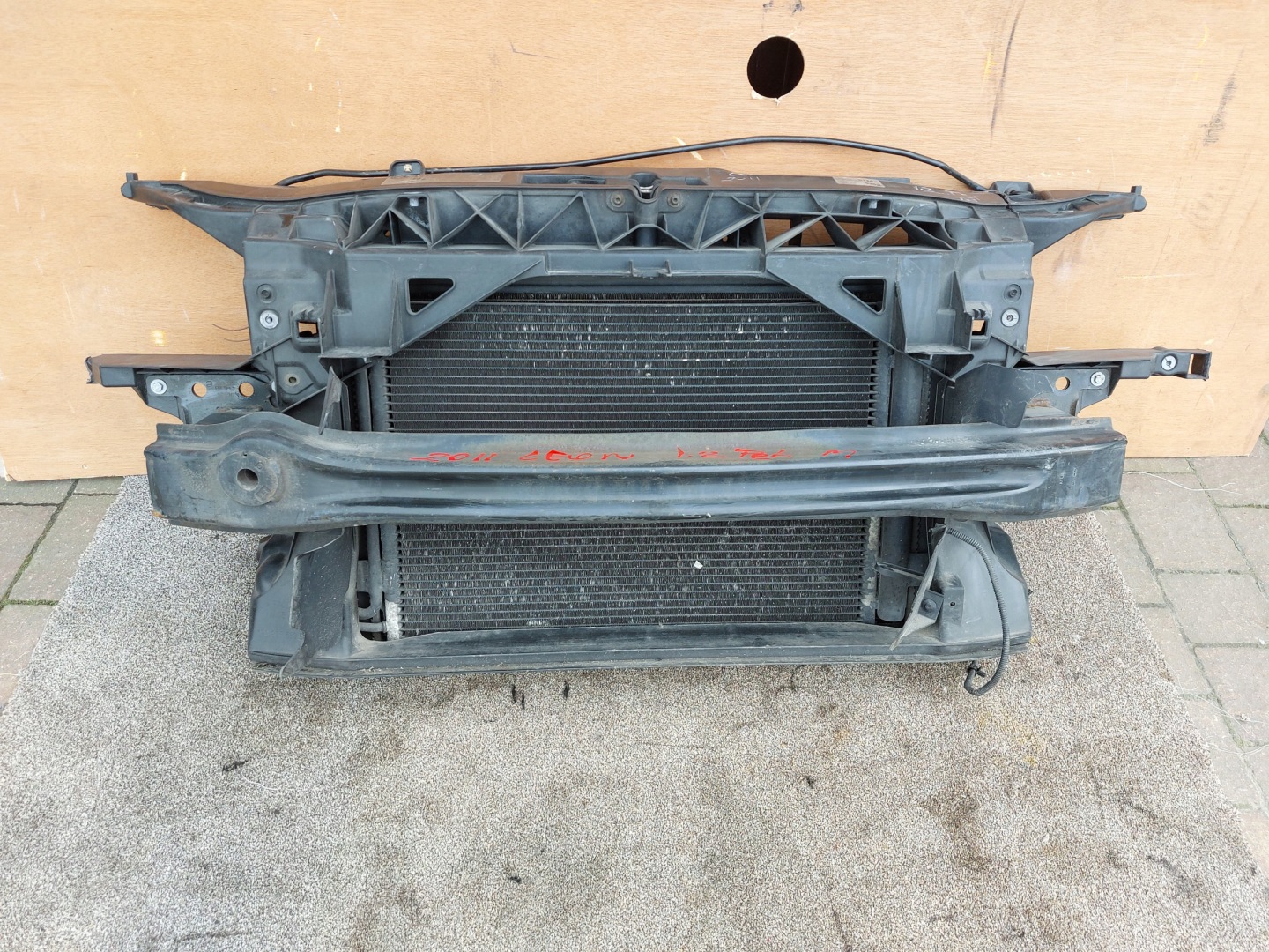 support panel for radiators SEAT LEON II LIFT 1.2 TSI complete