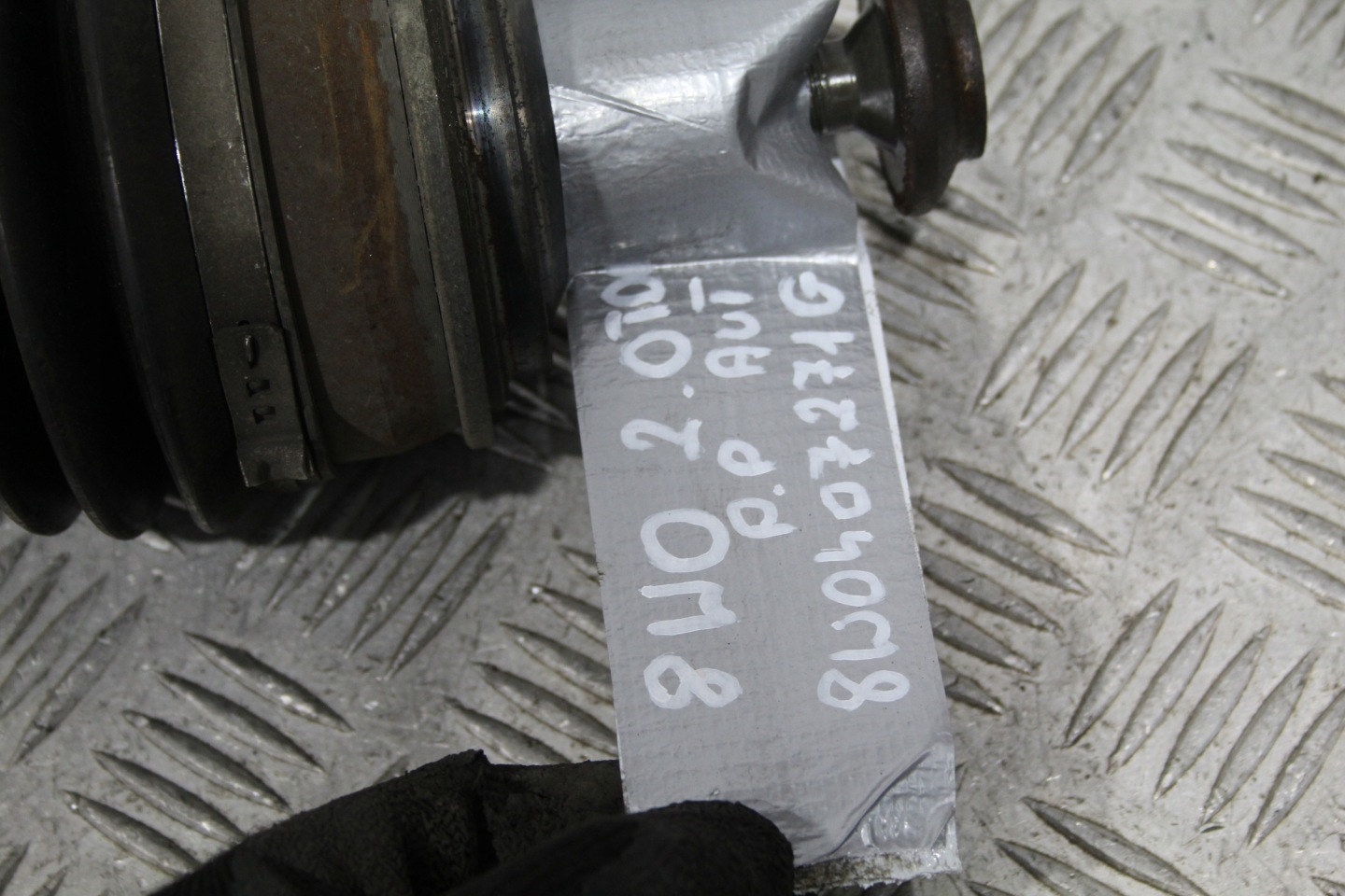 semi-axis right front AUDI A4 B9 8W 8W0 8W0407271G