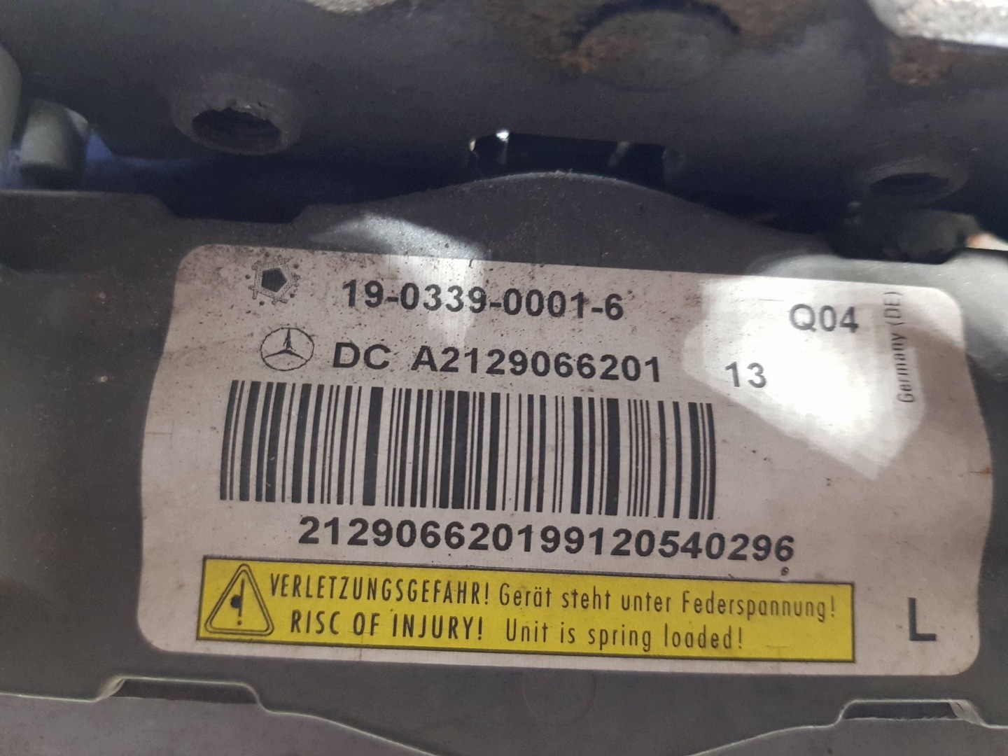 hinge bonnets left front NABOJ MERCEDES W212 W207 A2129066201