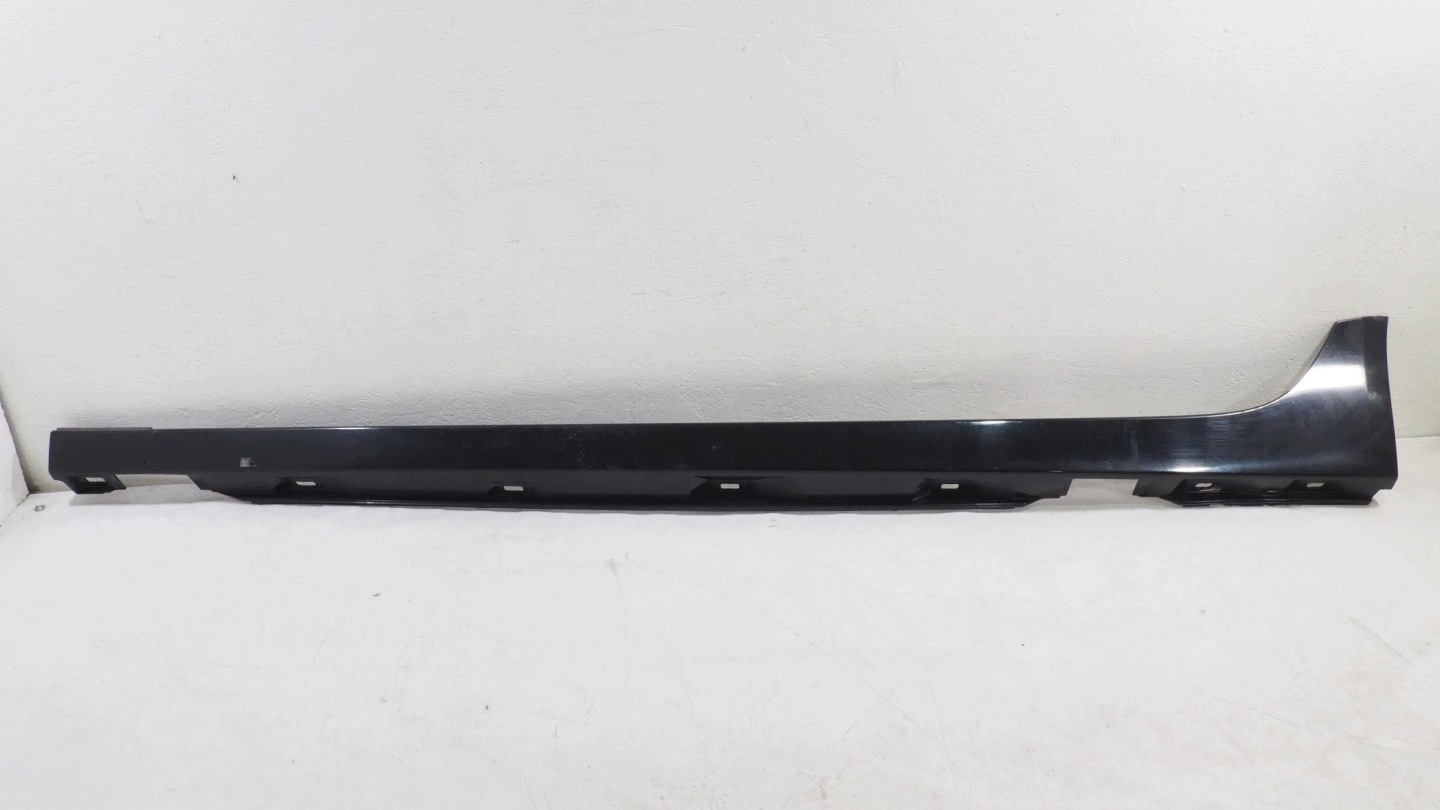Audi A6 C7 moulage seuil gauche 4G0853859D
