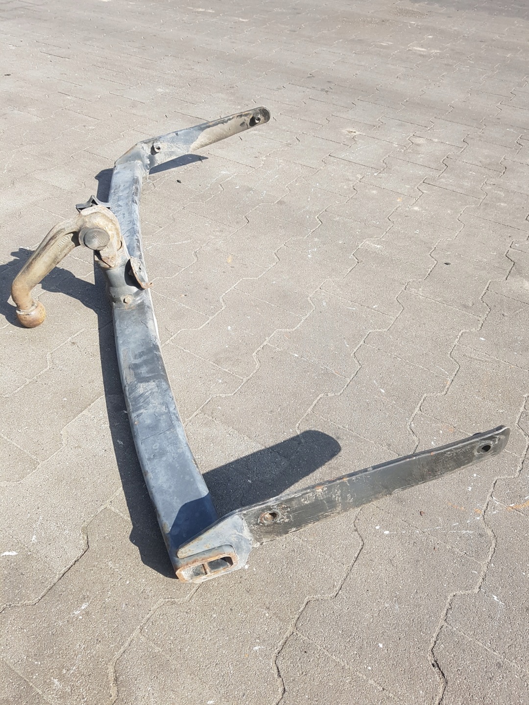 towing VOLKSWAGEN PASSAT B6 3C0803880B WESTFALIA