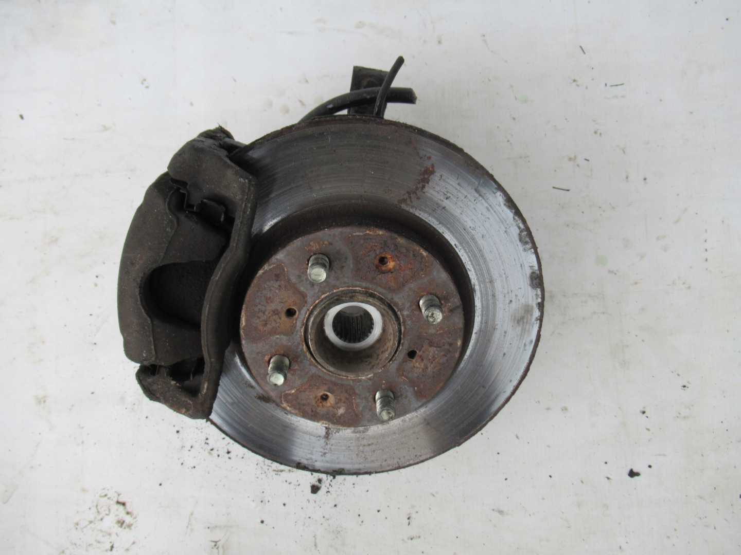 swing left SUZUKI SWIFT 1.3 16V MK6 4x4