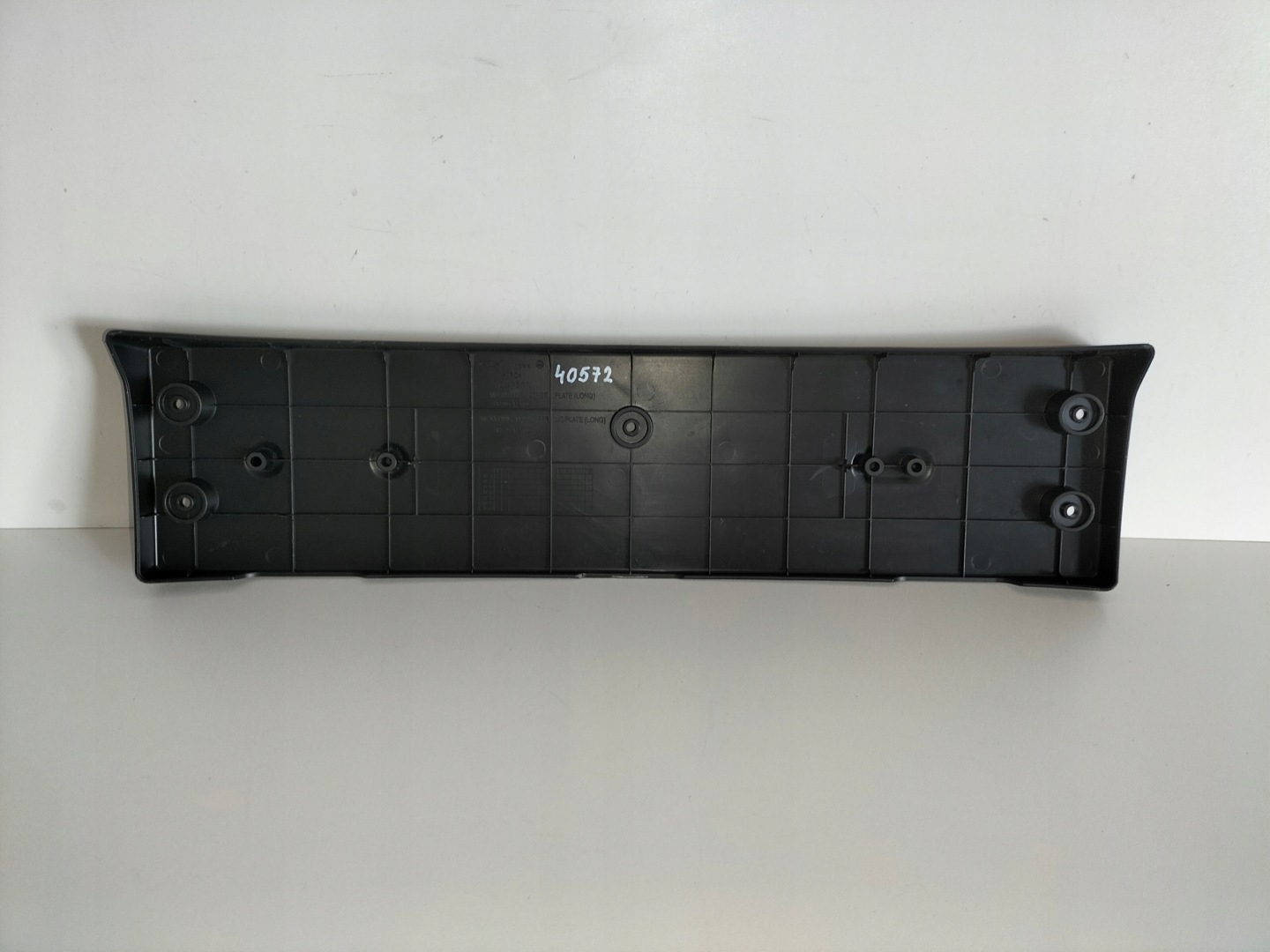 pad below tablice registration front KIA SPORTAGE 5 V LIFT 25- GT