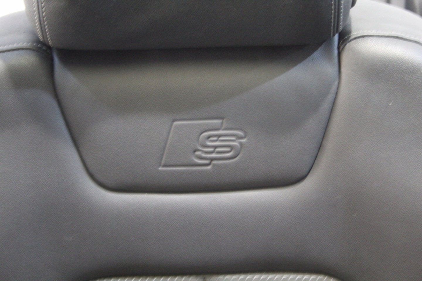 seats inner semi leather AUDI A6 C8 4K0 4K5