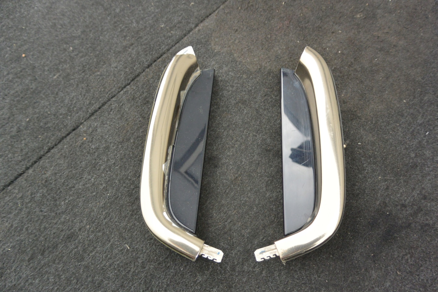 moulding CHROM windows door right left rear part MASERATI GHIBLI III
