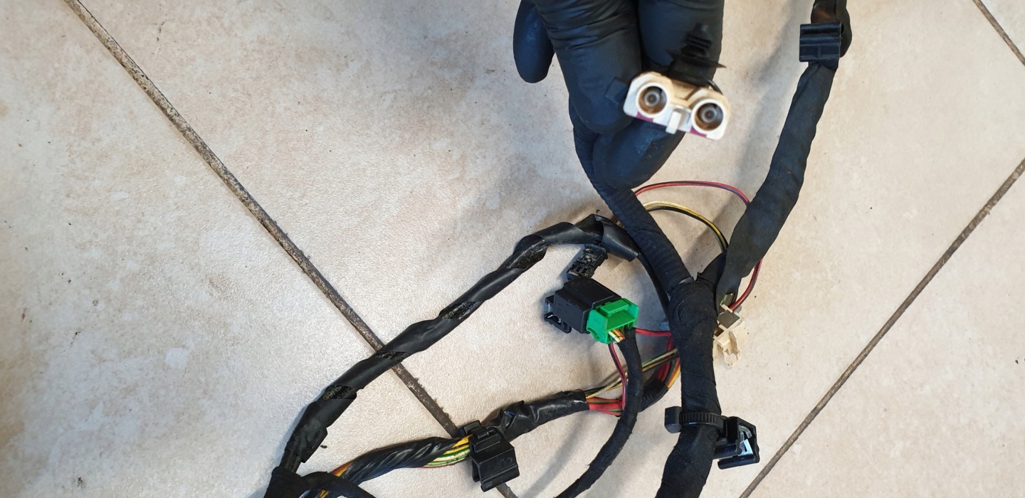 bundle wiring cables WTYCZKI VOLVO C30 C-30 1.6 D OE EU