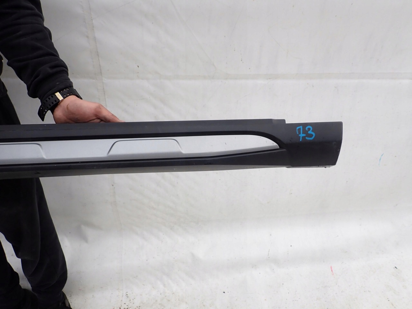 MERCEDES GLA W156 AMG threshold right moulding threshold