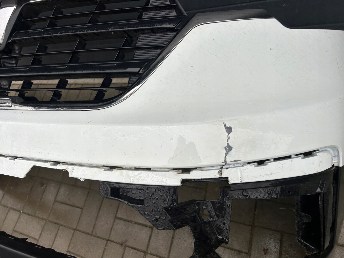 Renault Trafic III LIFT IV 2021- bumper front front grill 620226941R