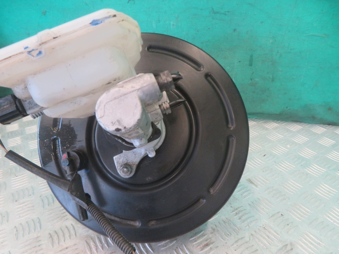 servo servofreno TRAFIC III VIVARO 2.0 20R 472103682R