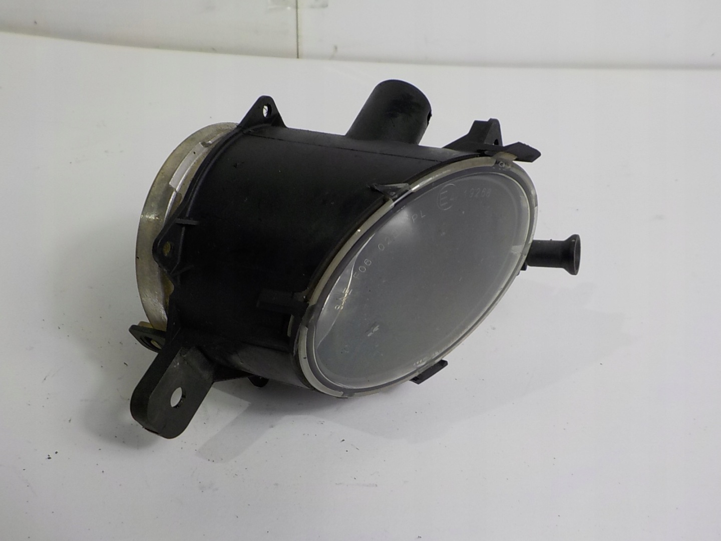 OPEL ZAFIRA B fog light right front front 93357464