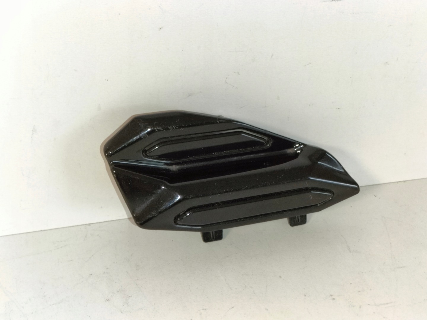 spoiler grille of a bumper front AUDI Q6 85H E-TRON 24- S-LINE