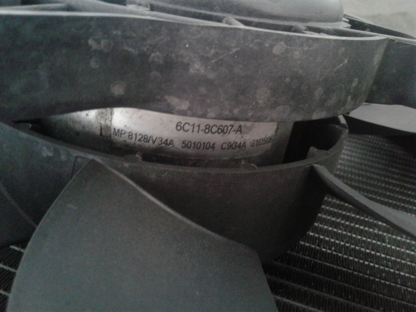 chladič vody klimy ventilátor SMAX 1.8 TDCI kpl