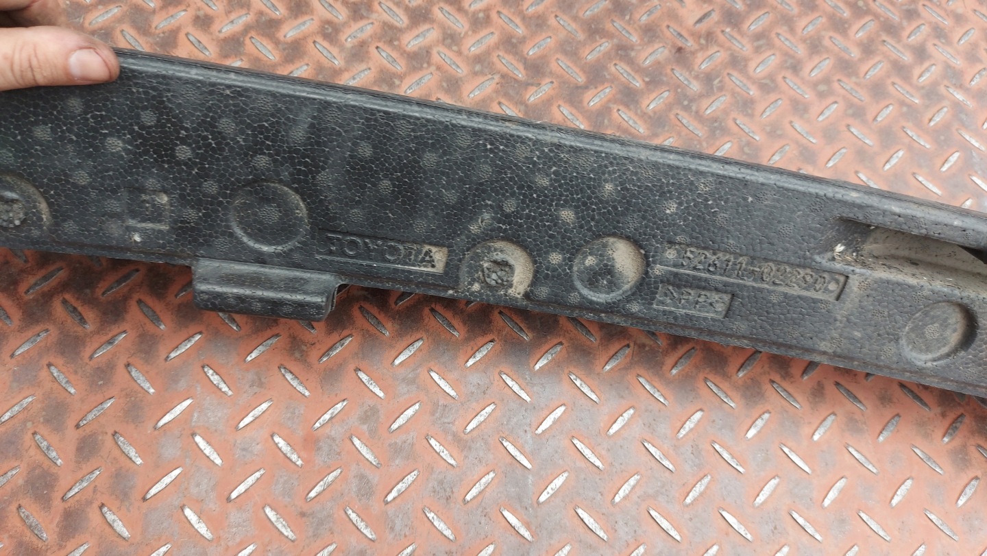 ABSORBER Polystirén nárazníku předek přední TOYOTA COROLLA E16 E18 13-16