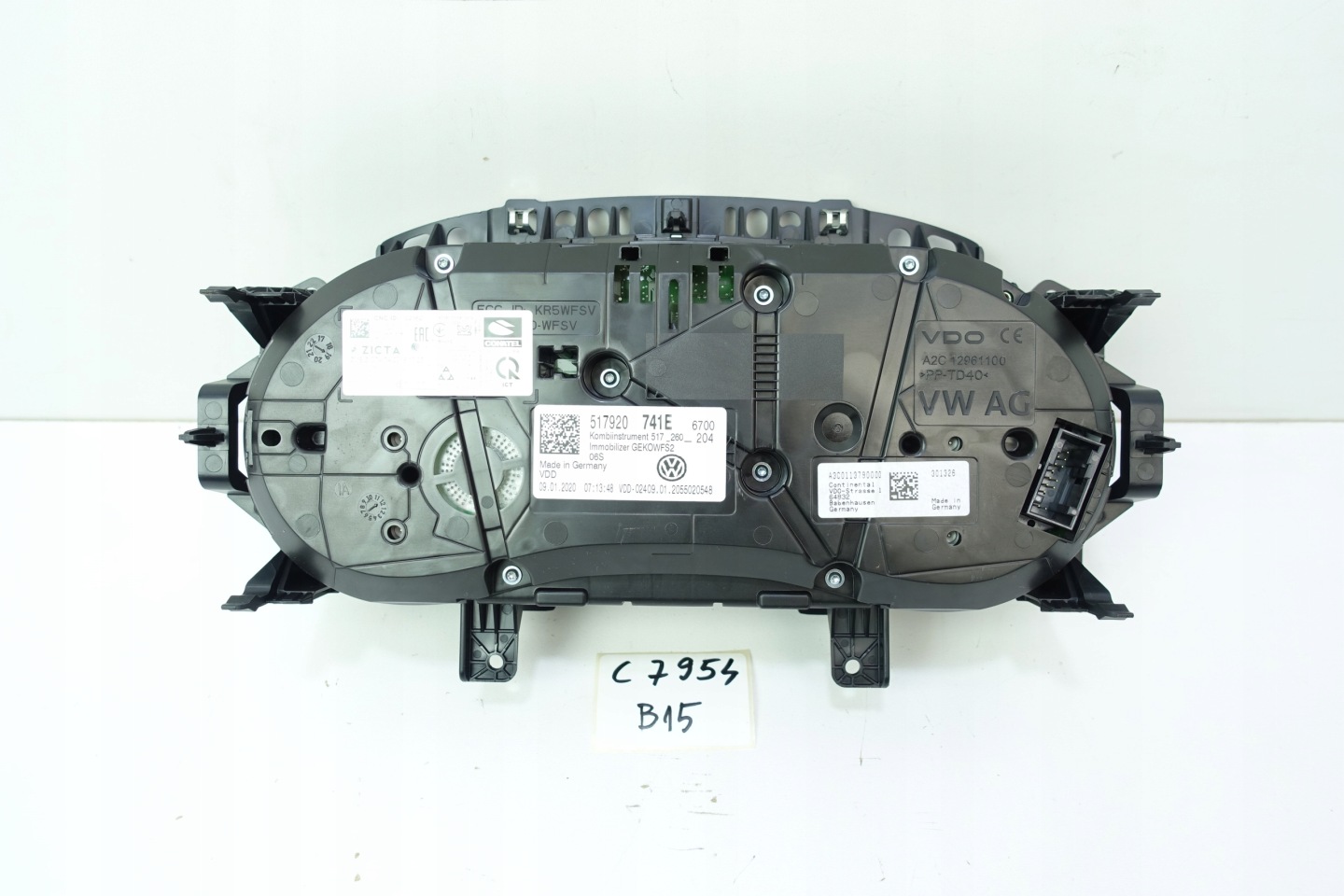 dials dials VW SPORTSVAN 517 23086KM 517920741E