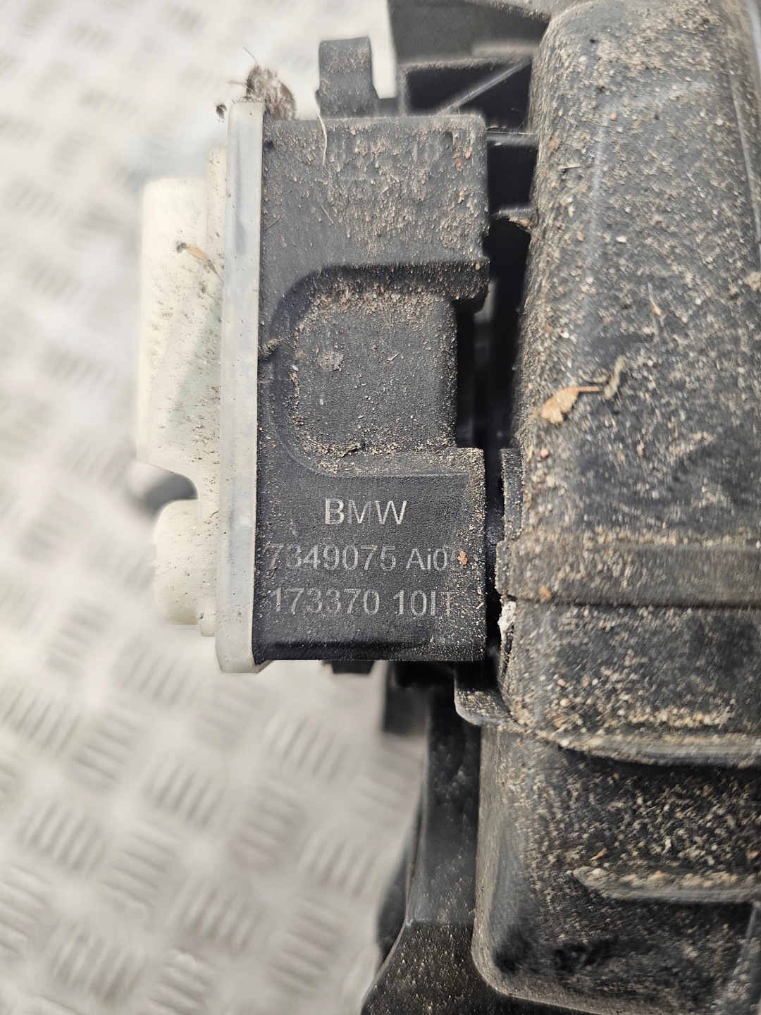 klappe gniazda lade BMW 3 G20 G21 7349075