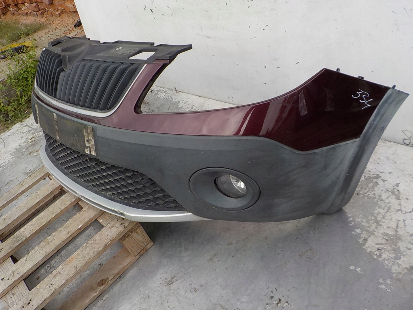 334 SKODA FABIA II SCOUT bumper front front