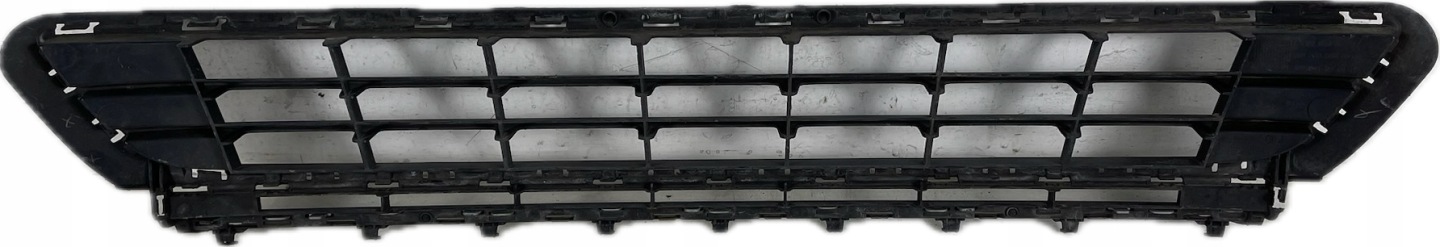 grid of a bumper central front VW GOLF VII 7 5G0853677A