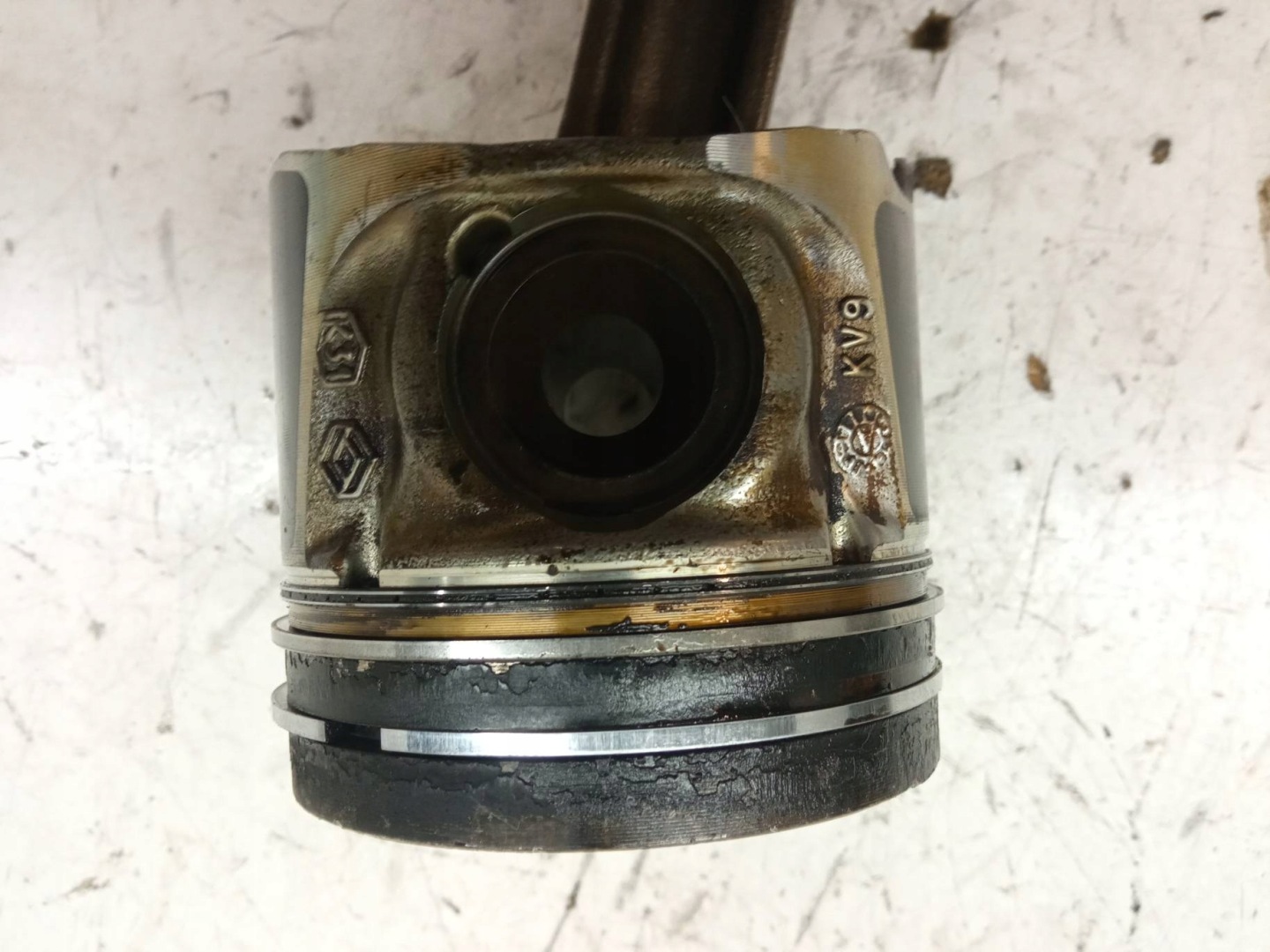 piston connecting rod 2.0 DCI Renault Laguna III (2007- )