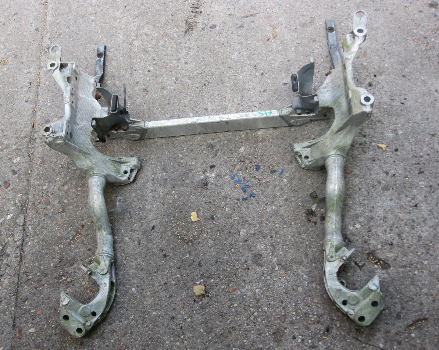 AUDI A5 8T 2.0 TDI axle beam subframe front 8T0399315H