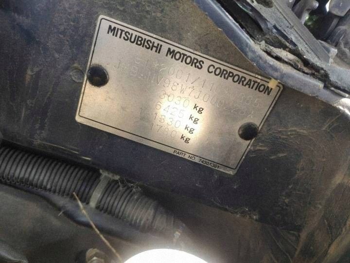 MITSUBISHI PAJERO IV 06-15 lámpa REFLEKTOR bal eleje első lencse EU