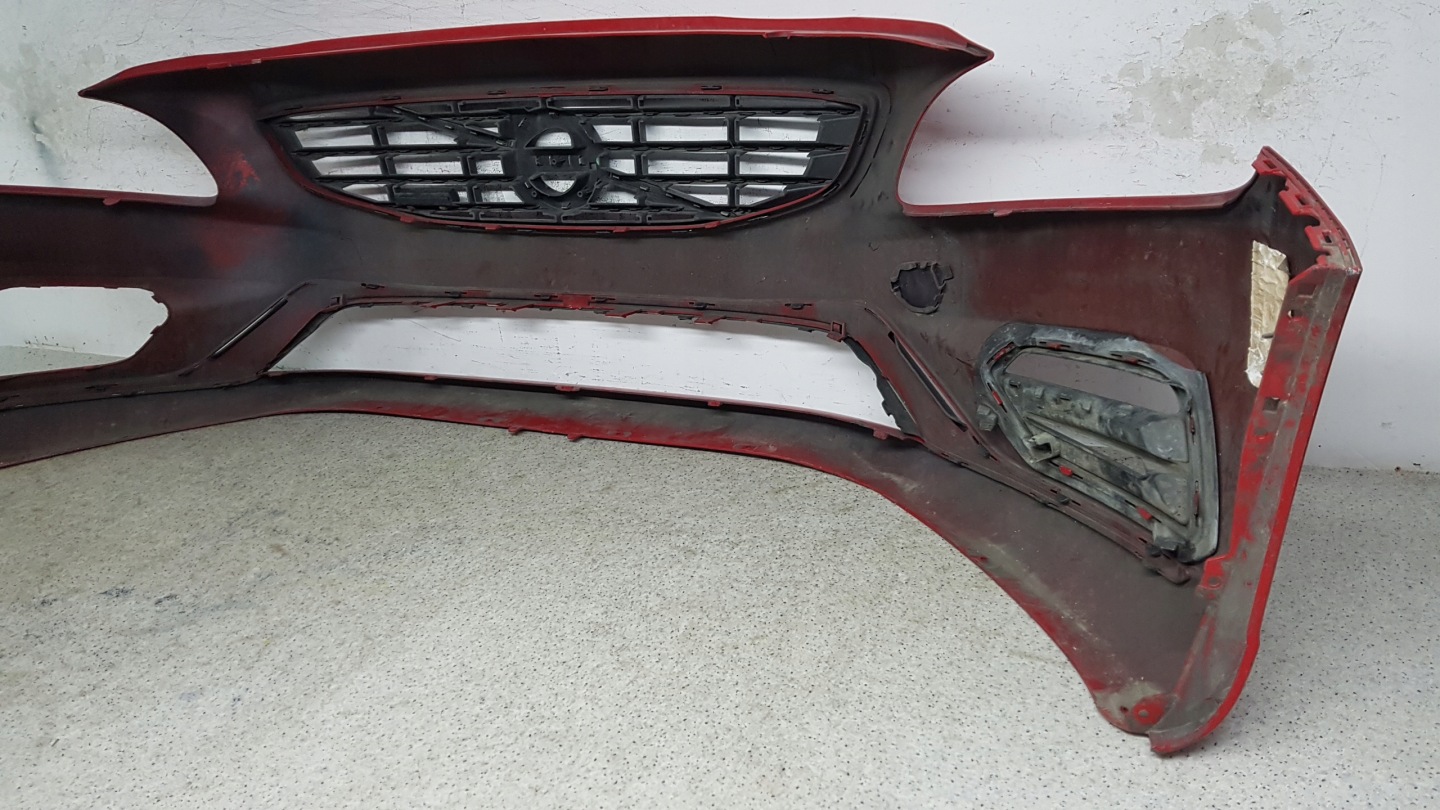VOLVO S60 V60 R-design 2013 - bumper front 8530