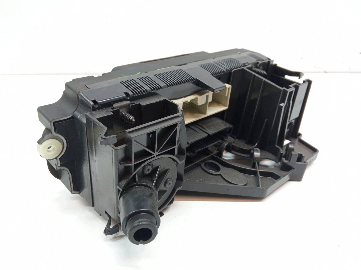 PANEL air conditioning devices VW Volkswagen Golf V (2004-2009)
