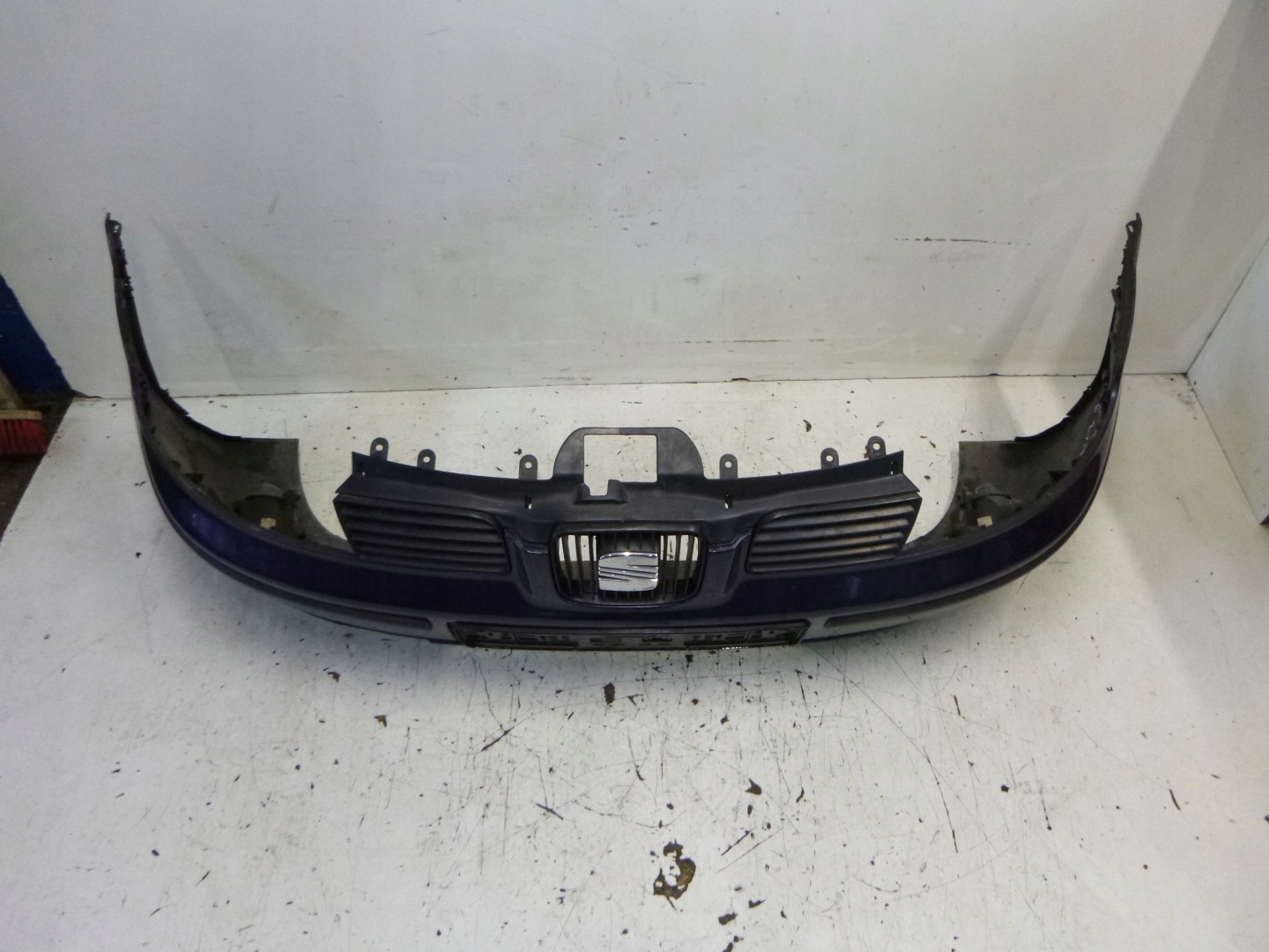 front bumper front Seat TOLEDO II 1M0807221 98-05 SEAT LEON