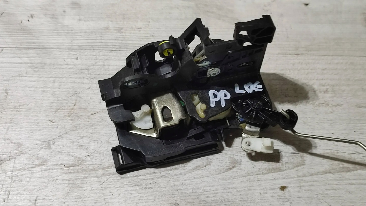 Dacia Logan II 2019r front side right lock door
