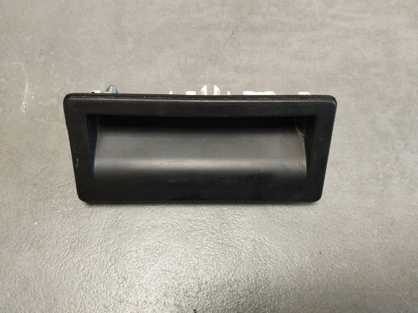 Audi A5 Sportback 8TA handle bonnet boot 5N0827566T