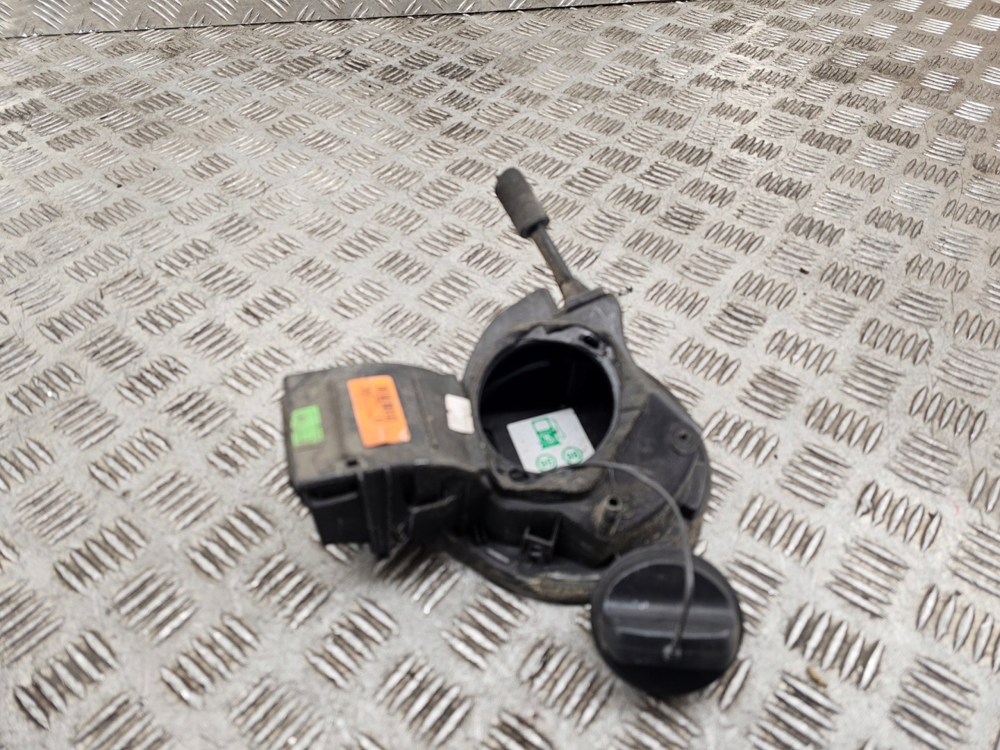 RENAULT CLIO IV Tankklappe des Kraftstoffsbehälters