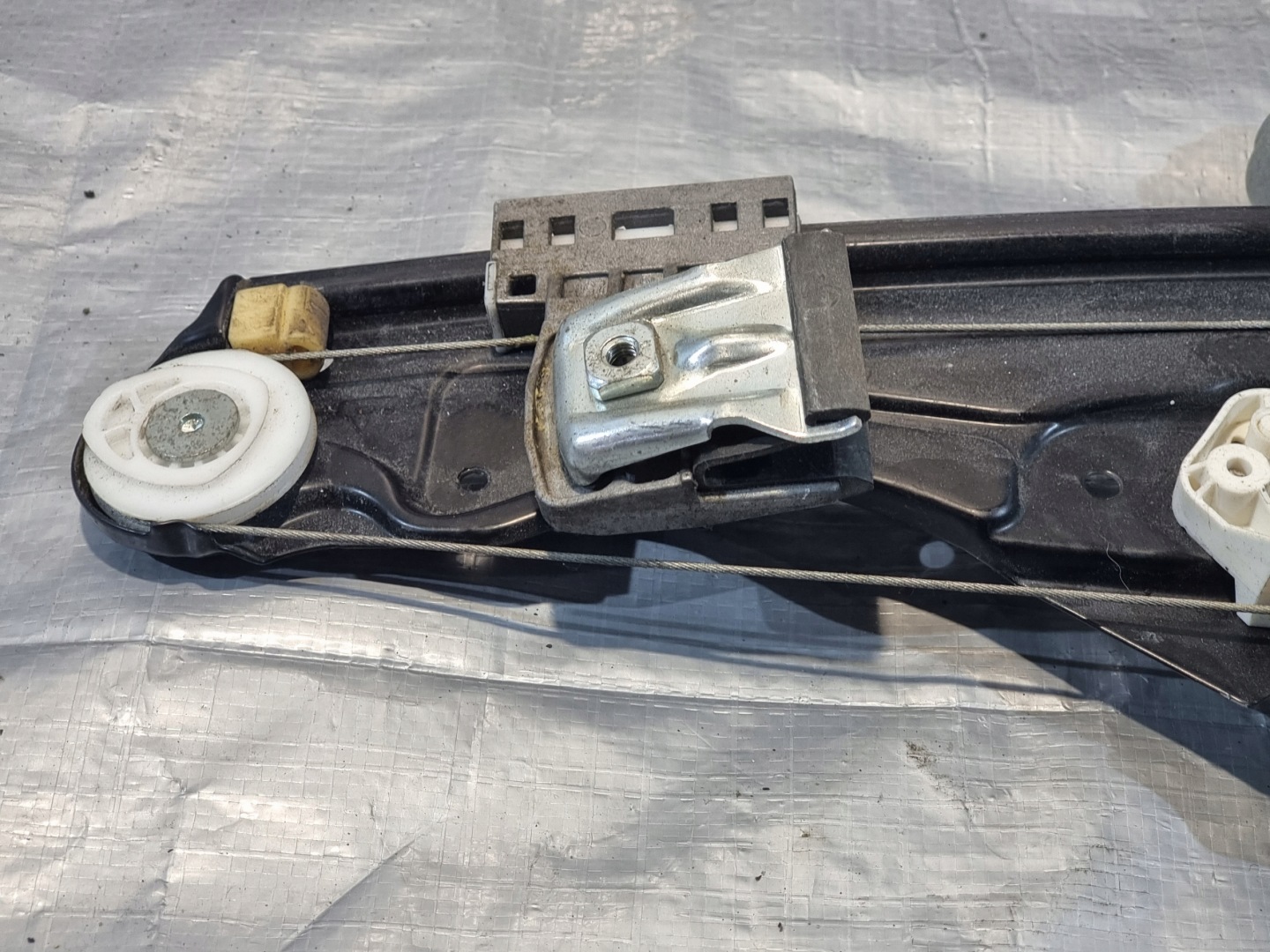 window regulator right rear part OE A2117300246 MERCEDES E KLASA W211