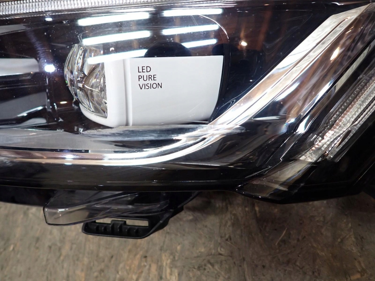 light left REFLEKTOR left FULL LED RENAULT TALISMAN 15- 260602488R