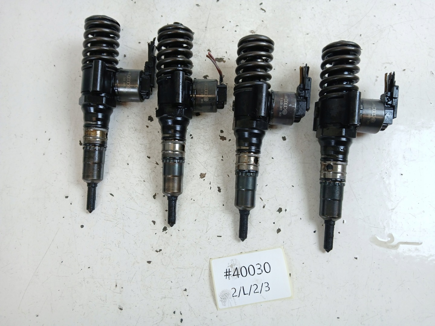 VW GOLF V PASSAT B6 2.0 TDI nozzle 036130073G