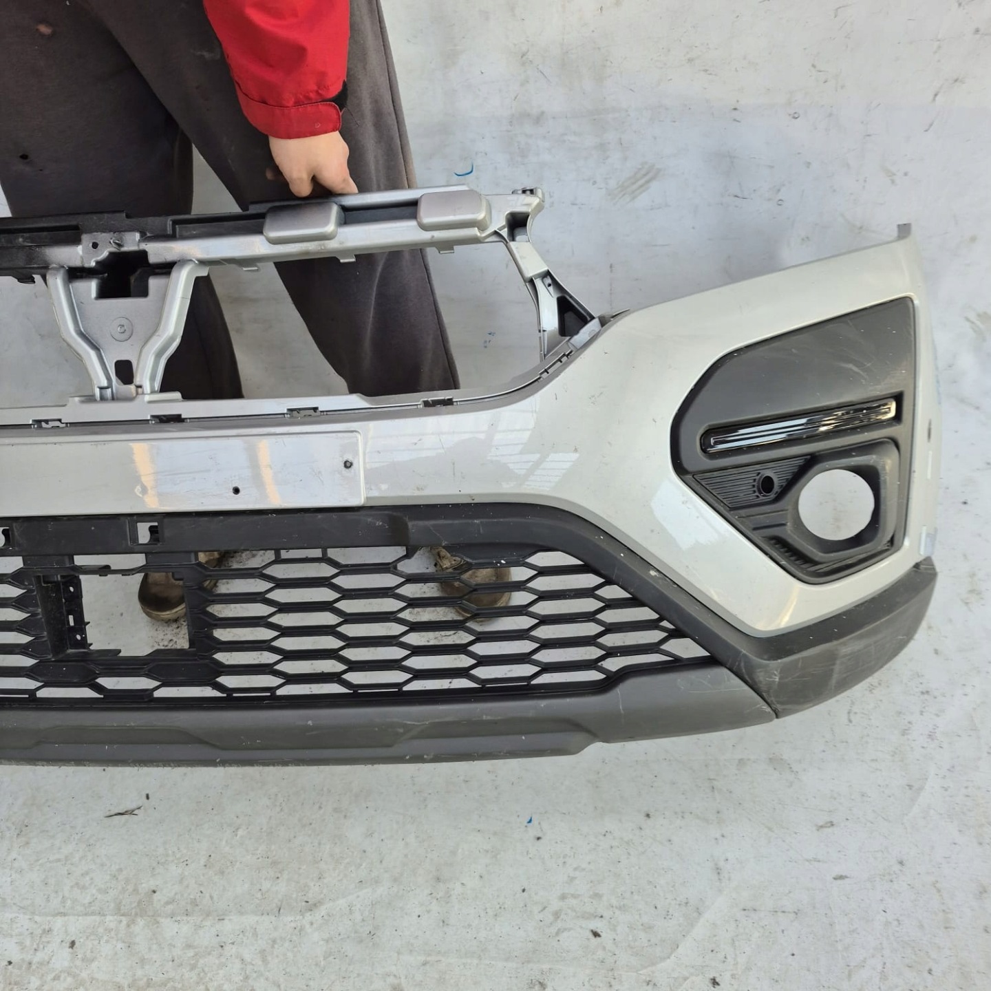 DACIA SANDERO III 3 STEPWAY 20-> bumper front front PDC