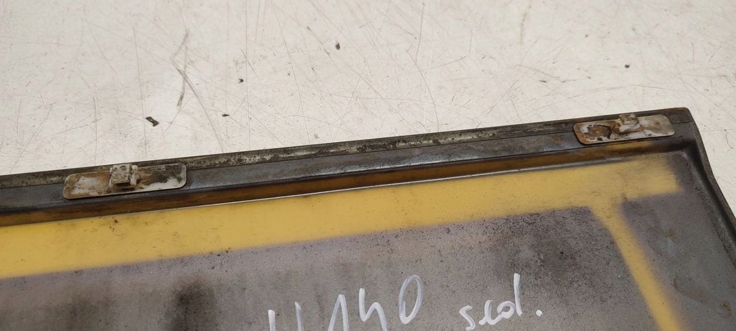 moulding door left front Mercedes W140 3,2 199