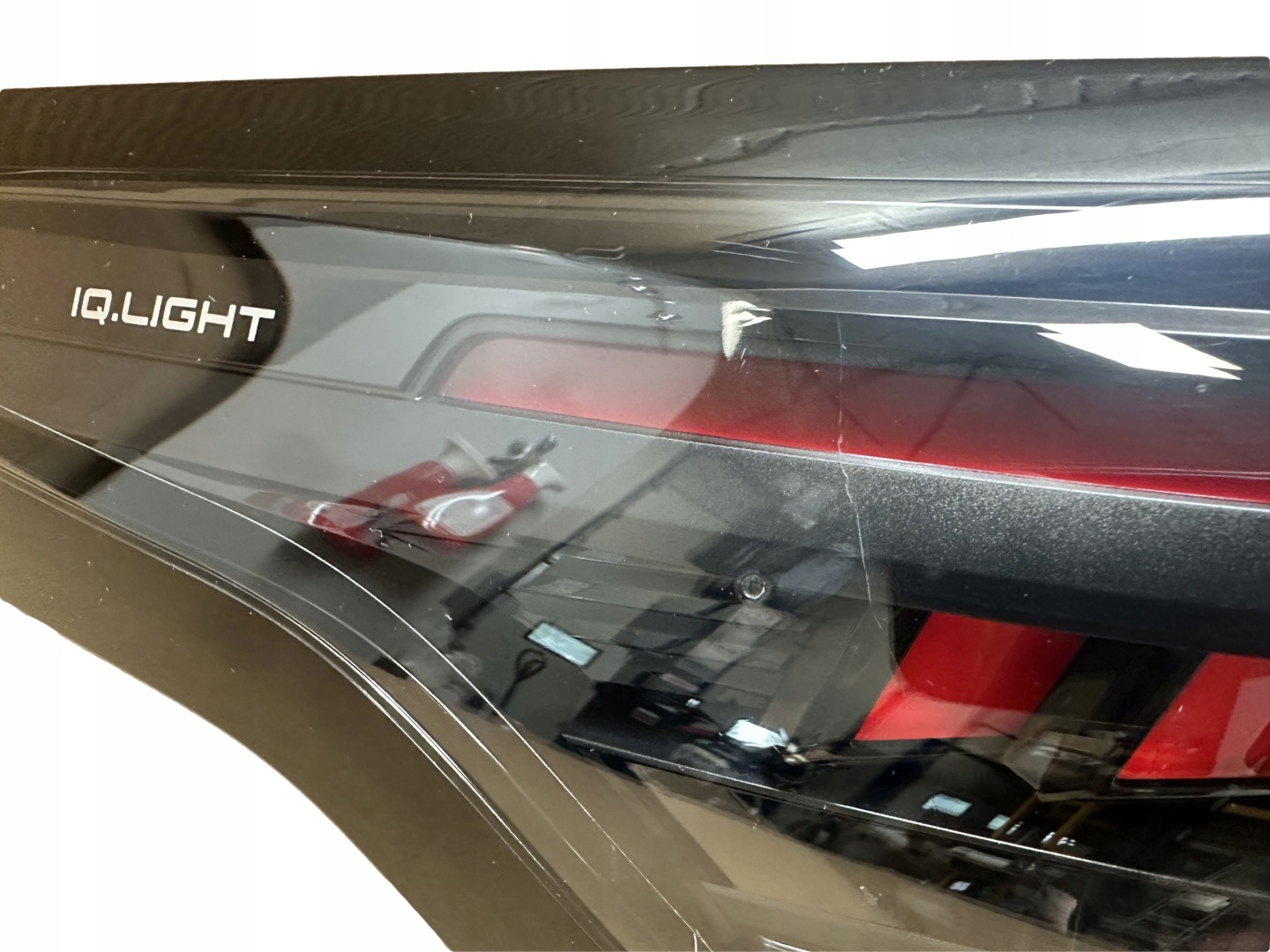 VW TIGUAN 571 light left rear part ANIMOWANA 571945207C