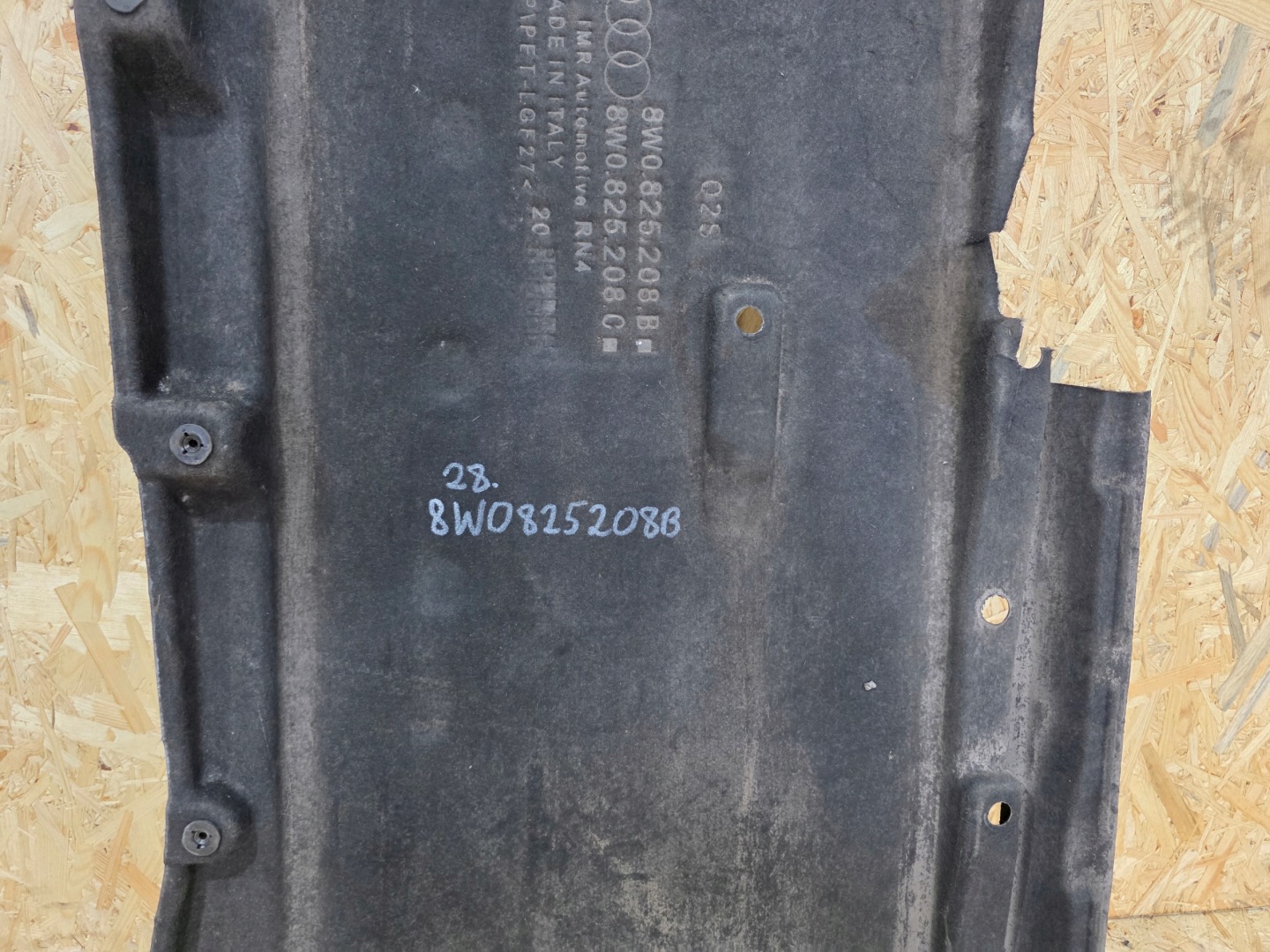 cover chassis right DUZA AUDI A4 B9 A5 8W 8W0825208B original *28*