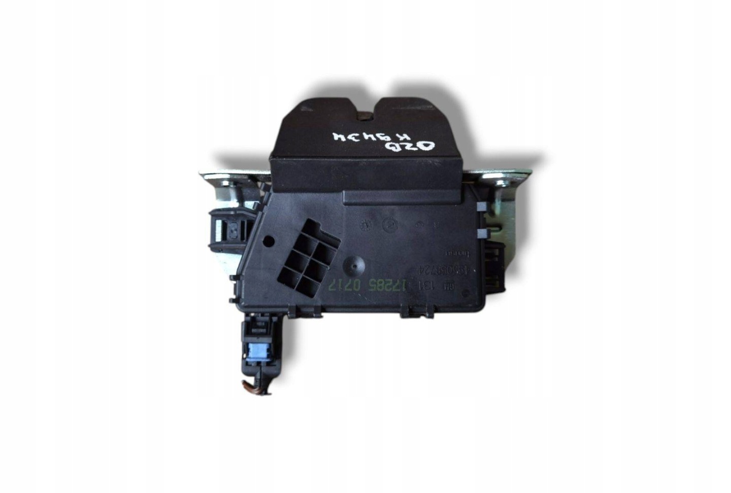lock bonnet boot Opel Zafira B 2007 13117285