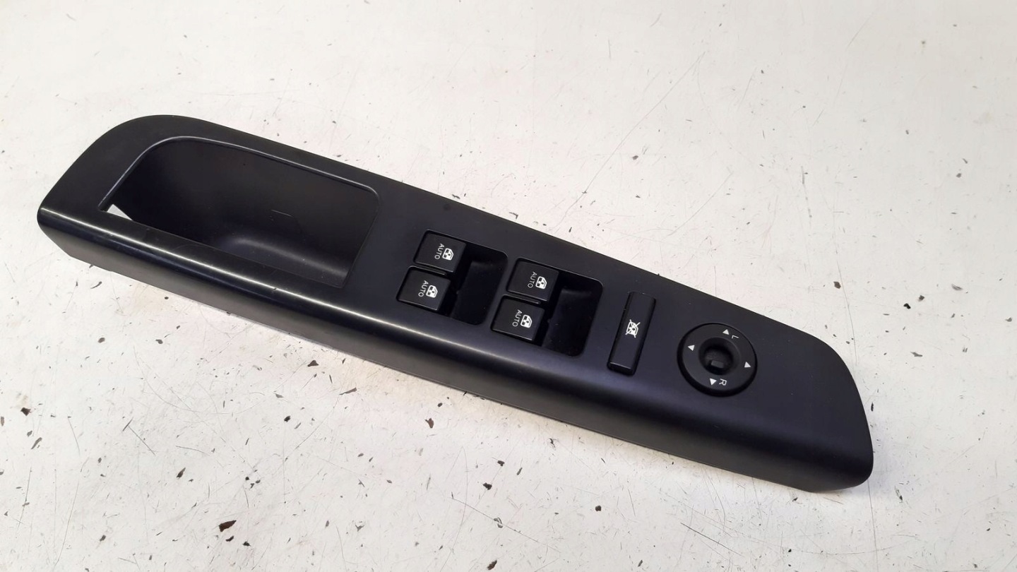 Panel vitre rétroviseur Kia Ceed et 2,0 CRDI HB