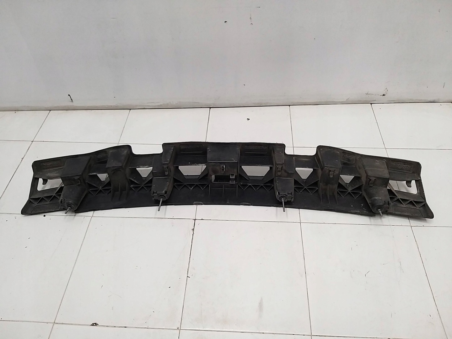 AUDI A1 8X0 10- träger heck der stoßstange 8X0807385