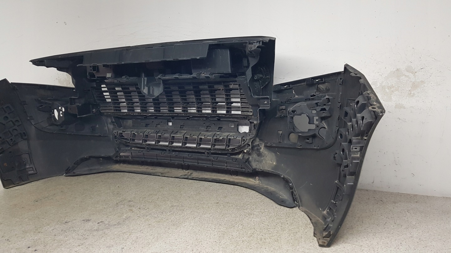 PEUGEOT 3008 2009 - bumper front 8633